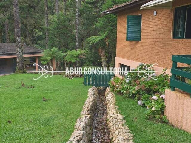#13 - Casa para Venda em Campos do Jordão - SP